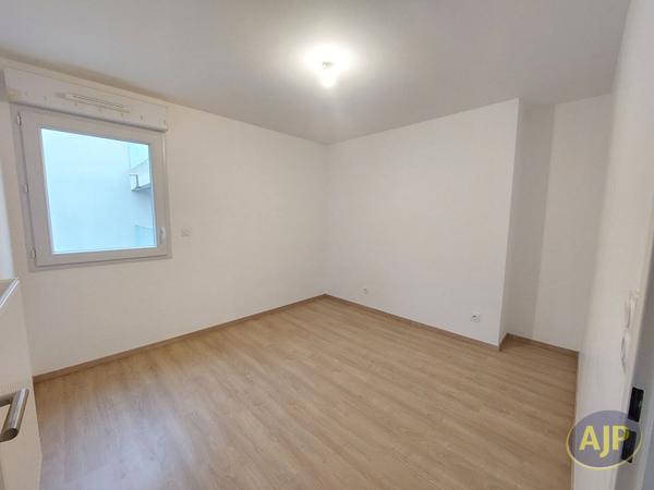 Appartement à louer Orvault : 3 pièces, 56m² avec 2 chambre(s) à 818€ - AJP Immobilier Nantes Rond-Point de Rennes