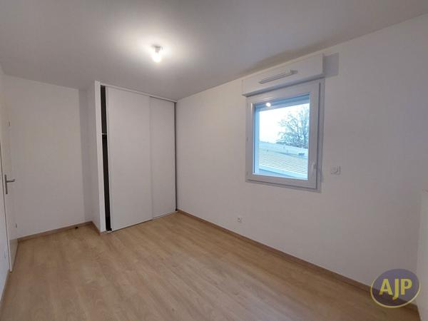 Appartement à louer Orvault : 3 pièces, 56m² avec 2 chambre(s) à 818€ - AJP Immobilier Nantes Rond-Point de Rennes