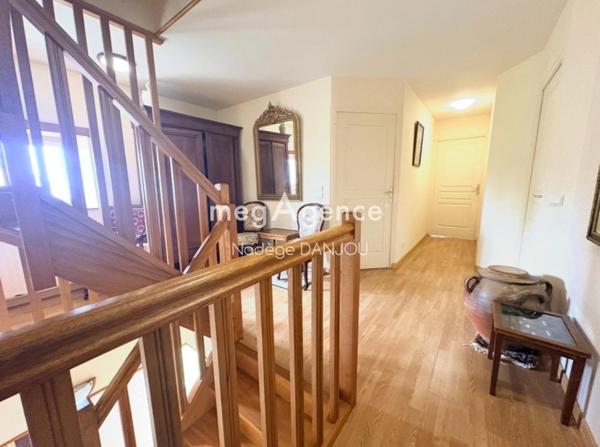 Maison à Saint-Lô, 50000 - 8 pièces 178m²