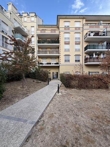 APPARTEMENT F2 - LE BLANC-MESNIL
