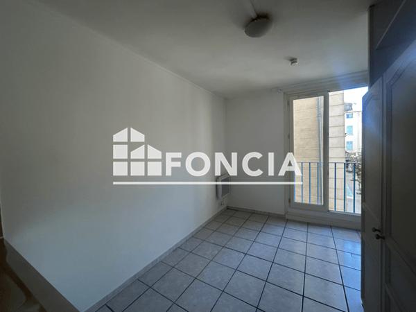 Location Studio meublé 14.74 m² - 37 RUE JEAN JACQUES ROUSSEAU Manosque 04100