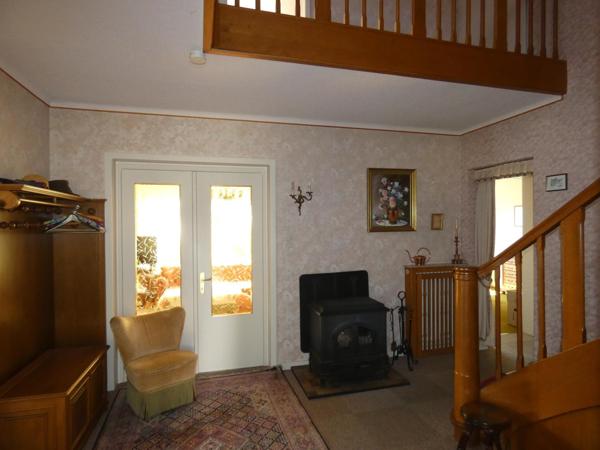 Belle maison individuelle avec un grand terrain