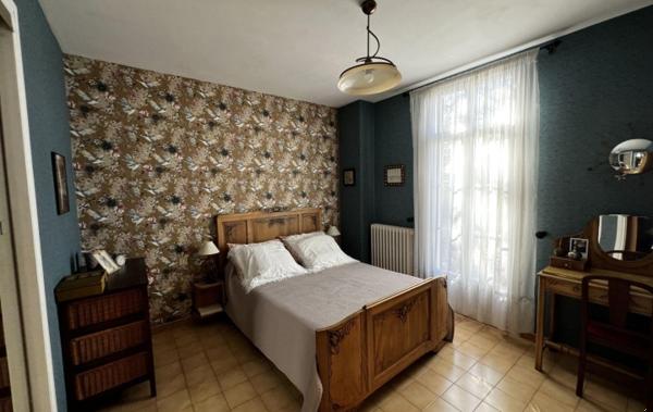 Vente Maison vigneronne avec grand garage Marseillan   