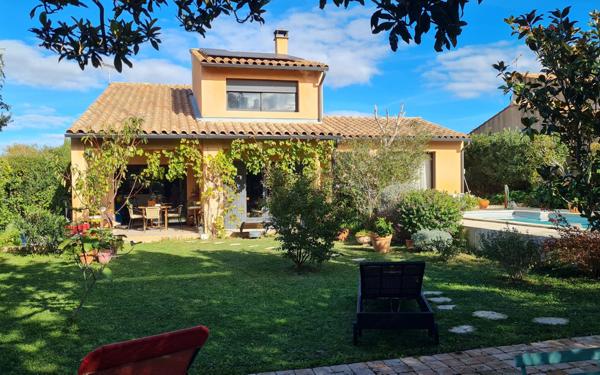 Maison à vendre    5 pièces • 160 m2 Villeneuve-lès-Avignon