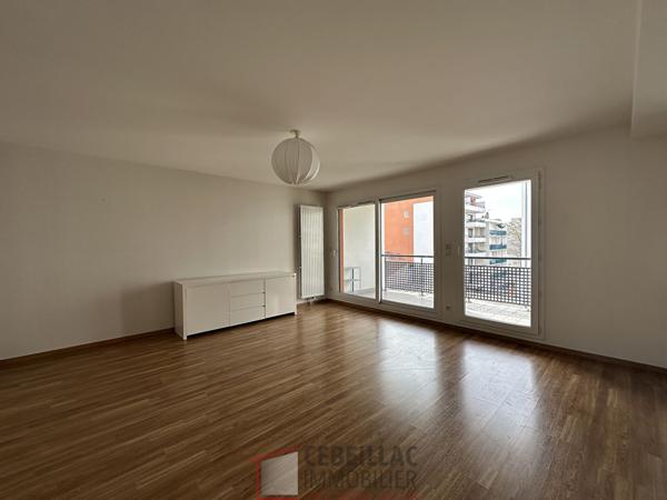 T3 de 68 m² avec terrasse / Résidence Maupassant / Proche centre-ville