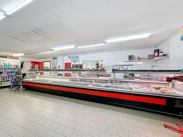 Belle opportunité commerciale ? Commerce alimentaire équipé avec fort potentiel