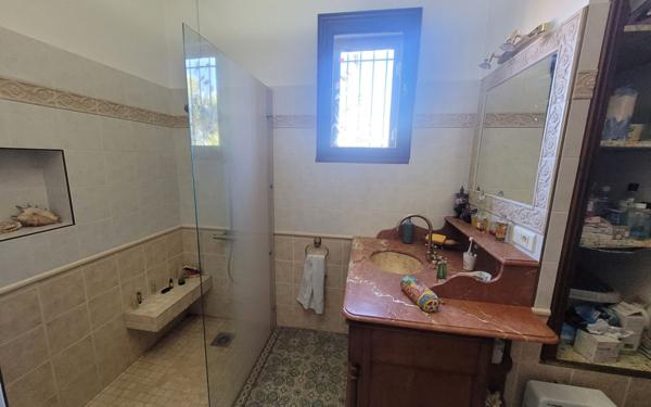 Maison à vendre    3 pièces •  Vedène