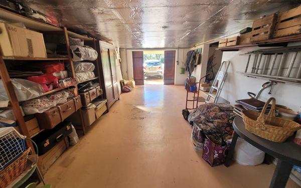 Maison à vendre    3 pièces •  Vedène