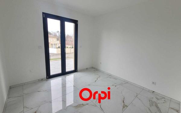 Maison à vendre    5 pièces •  Beaurepaire