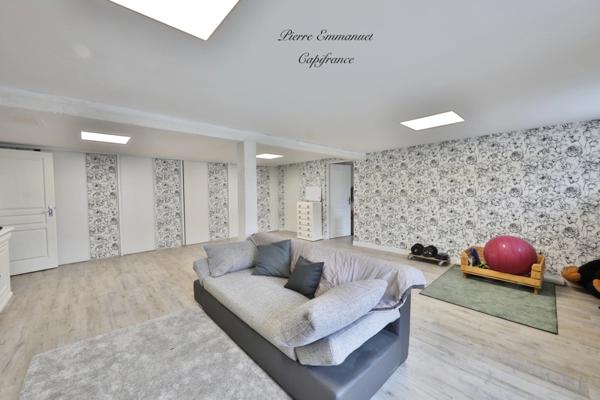 Maison à vendre 10 pièces SAINT AMBREUIL (71)