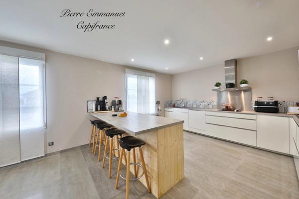Maison à vendre 10 pièces SAINT AMBREUIL (71)