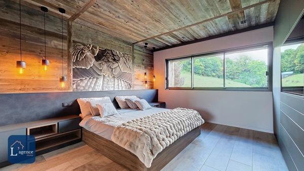 Sublime Chalet Mégevan avec Piscine