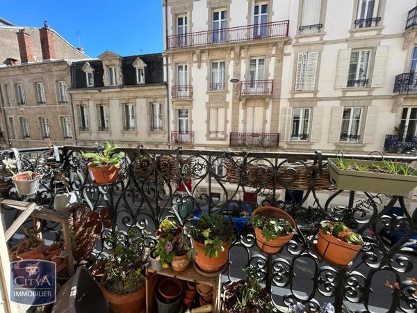 Appartement à louer 3 pièces 63.39m² Nancy (54000)