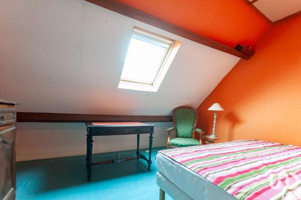 Maison 10 pièces de 250 m² à La Celle-Saint-Cloud (78170)