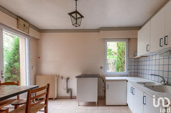 Maison 10 pièces de 250 m² à La Celle-Saint-Cloud (78170)