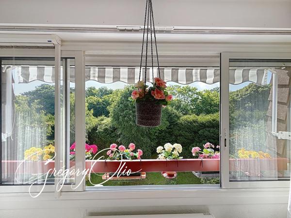 Appartement 2 pièces + box + cave