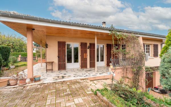 Maison à vendre    5 pièces • 143 m2 Saint-Genis-Laval