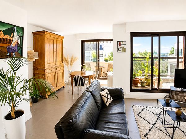 NOGENT VILLAGE - DUPLEX 116 m² - DERNIER ÉTAGE - PARKING - CAVE