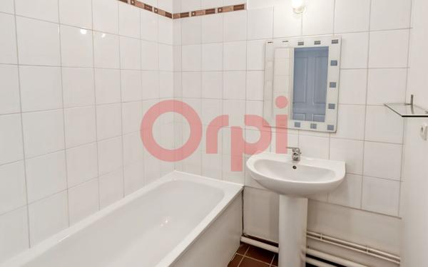 Appartement à louer    2 pièces • 43 m2 Lyon 8