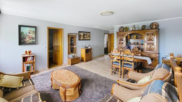 2 maisons indépendantes - 303m²