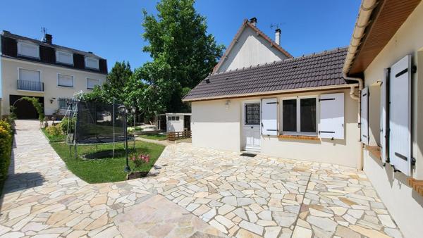 2 maisons indépendantes - 303m²