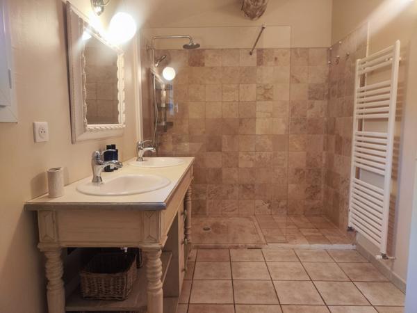 Rognes, Villa de qualité avec piscine et grand terrain