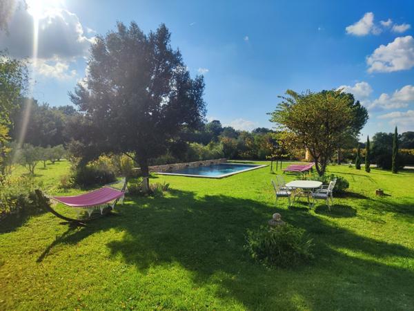 Rognes, Villa de qualité avec piscine et grand terrain