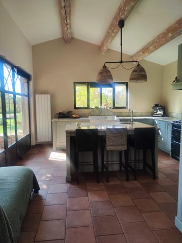 Rognes, Villa de qualité avec piscine et grand terrain