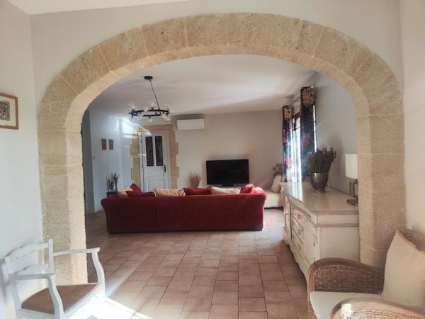 Rognes, Villa de qualité avec piscine et grand terrain