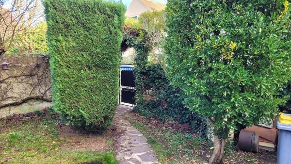 Maison de plain pied à découvrir au centre ville de MAUREPAS