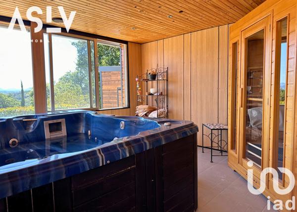 Maison à vendre 6 pièces 170 m² Six-Fours-les-Plages