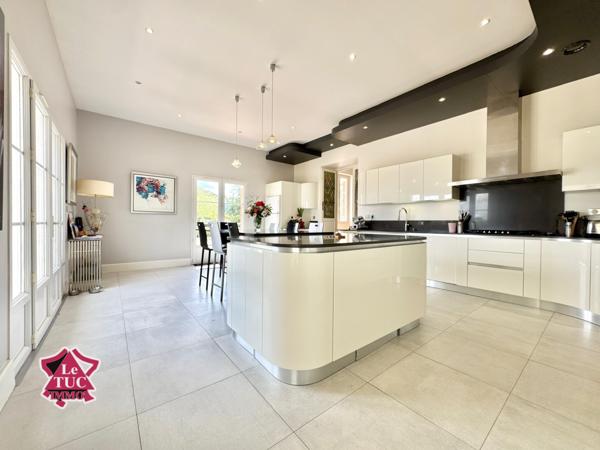 Maison de maître au bord du Lot  Villeneuve-sur-Lot (47300)