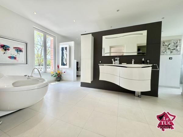 Maison de maître au bord du Lot  Villeneuve-sur-Lot (47300)