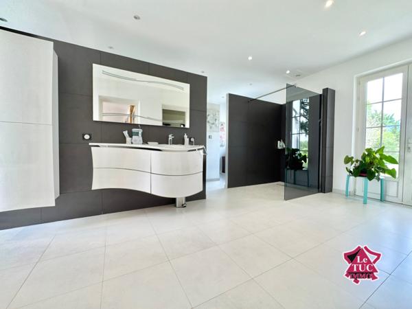 Maison de maître au bord du Lot  Villeneuve-sur-Lot (47300)