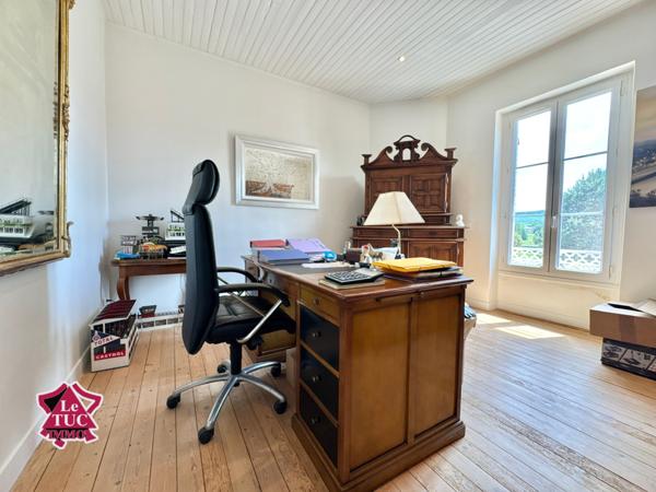 Maison de maître au bord du Lot  Villeneuve-sur-Lot (47300)