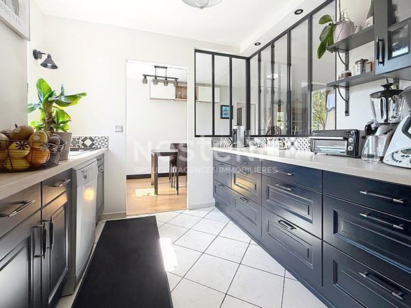 Appartement Montigny Le Bretonneux Quartier de la Sourderie 4 pièce(s) 3 chambres 85.62 m2 - Toutes commodités à pieds