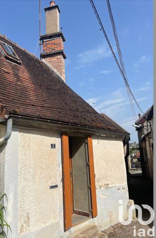 Maison de village 2 pièces de 68 m² à Épineuil (89700)