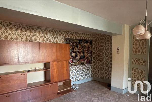 Maison de village 2 pièces de 68 m² à Épineuil (89700)