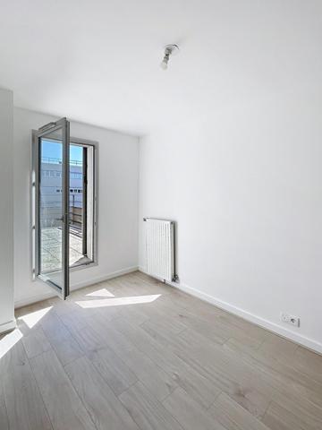 APPARTEMENT T4  -  76 M²  A  ATHIS-MONS - DPE C