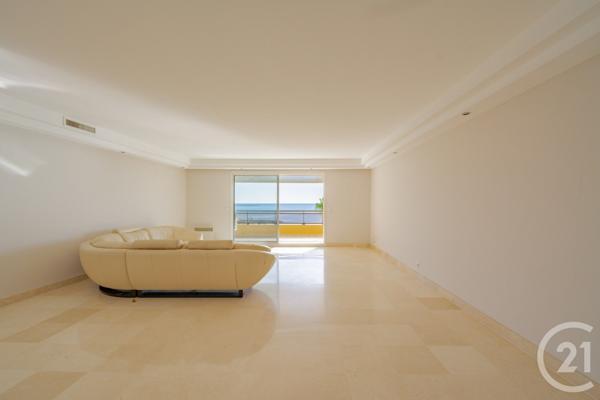 Appartement F3 à vendre  3 pièces - 99,09 m2 ST LAURENT DU VAR - 06