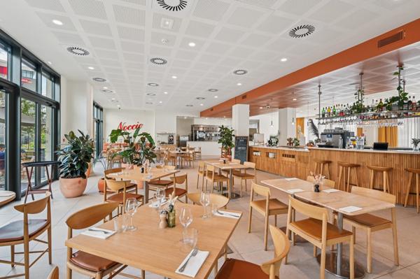 Bureaux neufs à louer Paris 19 immeuble labellisé au pied du RER E