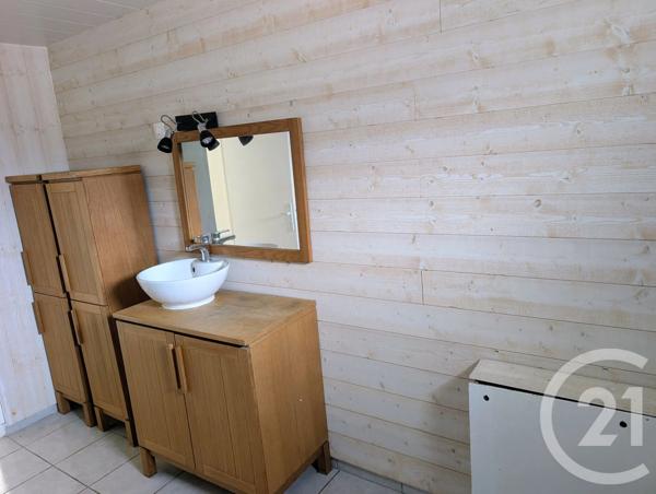 Appartement F3 à vendre  3 pièces - 73,10 m 2   VERCEL VILLEDIEU LE CAMP  - 25