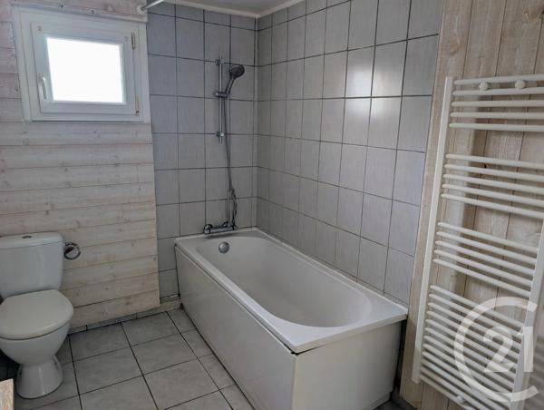 Appartement F3 à vendre  3 pièces - 73,10 m 2   VERCEL VILLEDIEU LE CAMP  - 25