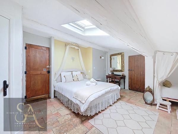 Maison de caractère du XVIIIᵉ siècle * Idéale grande famille ou maison secondaire – Villasavary (11150)