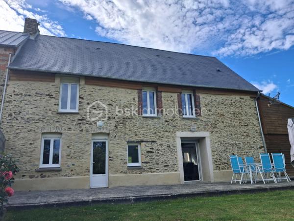 Le Molay-Littry – Charmante maison en pierre rénovée avec fort potentiel, au calme de la campagne

À seulement quelques minutes des commerces et des commodités du Molay-Littry, découvrez cette jolie maison en pierre mitoyenne, entièrement rénovée avec goût, nichée dans un environnement paisible et verdoyant, à l'abri des regards. Un véritable havre de paix où vous profiterez du calme de la campagne tout en restant proche de la ville.

Dès l'entrée, vous serez séduits par une belle pièce de vie lumineuse comprenant  une cuisine aménagée et entièrement équipée. Un couloir dessert un WC indépendant , une jolie dalle de bain, un salon/séjour convivial avec possibilité d'installer un poêle à granulés. Un garage attenant offre un véritable potentiel d'aménagement en chambre, idéal pour créer une vie de plain-pied.

À l'étage, un couloir dessert trois belles chambres confortables ainsi qu'une salle d'eau moderne. 
Un grenier parfaitement isolé vient compléter l'ensemble et offre un espace de stockage appréciable.

À l'extérieur, vous profiterez d'un magnifique terrain d'environ 2 100 m², dont une partie est constructible, laissant libre cours à vos projets d'extension ou de construction. Les amateurs de convivialité apprécieront le terrain de pétanque, parfait pour partager de bons moments en famille ou entre amis.

Une dépendance à rénover représente une belle opportunité pour développer une activité de gîte, de chambres d'hôtes, un atelier ou un espace indépendant. Deux abris de stockage complètent également cette propriété.

Les atouts de ce bien :
Environnement calme à l'abri des regards.
Maison entièrement rénovée, aucun travaux à prévoir.
Portail motorisé.
Assainissement individuel conforme avec fosse septique ayant reçu un avis favorable.
Garage aménageable en chambre pour une vie de plain-pied.
Terrain de 2 100 m² avec partie constructible.
Dépendance offrant un beau potentiel d'aménagement.
Terrain de pétanque.
Grenier isolé et espaces de stockage.
Cadre de vie privilégié, entre campagne et proximité immédiate des services.

Cette propriété s'adapte à de nombreux projets : résidence principale pour une famille en quête de tranquillité, résidence secondaire, activité de gîtes ou de chambres d'hôtes, investissement locatif ou encore projet d'agrandissement grâce à son terrain constructible.

Un bien rare offrant un cadre de vie privilégié et de nombreuses possibilités d'évolution. 
Une visite s'impose pour découvrir tout son potentiel.
Contactez-moi sans tarder pour organiser une visite ! 
«Les informations sur les risques auxquels ce bien est exposé sont disponibles sur le site Géorisques :www.georisques.gouv.fr».