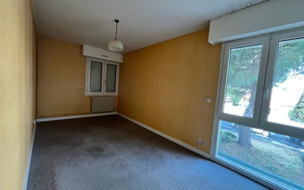 Appartement à vendre    3 pièces • 77,14 m2 Niort