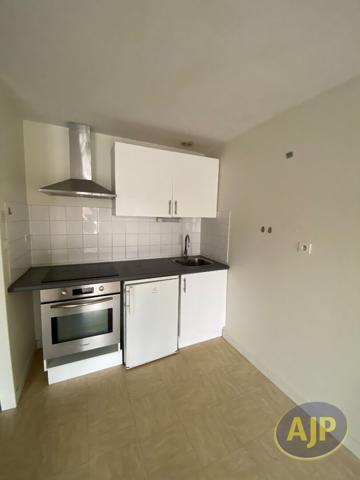 Appartement à louer Vallet : 1 pièces, 49m² avec 1 chambre(s) à 560€ - AJP Immobilier Clisson