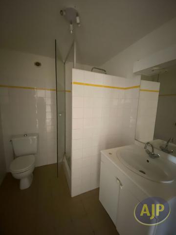 Appartement à louer Vallet : 1 pièces, 49m² avec 1 chambre(s) à 560€ - AJP Immobilier Clisson