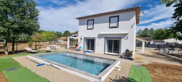 Trans-en-Provence (83720) – Maison individuelle 145m2 – 5 pièces