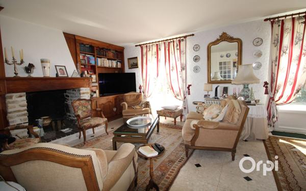 Maison à vendre    5 pièces •  L'Éguille